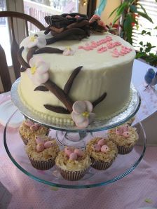 Welcome to the Nest Baby Shower Cake and Cupcakes