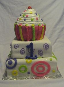 Cupcake Cake for a 1st Birthday Party